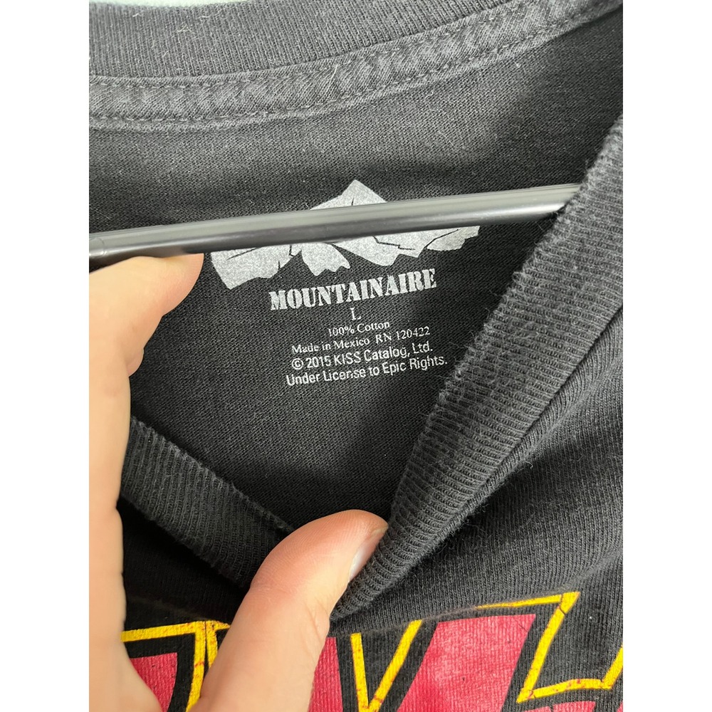 Mountainaire KISS Graphic T-Shirt Mens Large Black Excellent 2015 Rock Band Tee - Picture 3 of 5